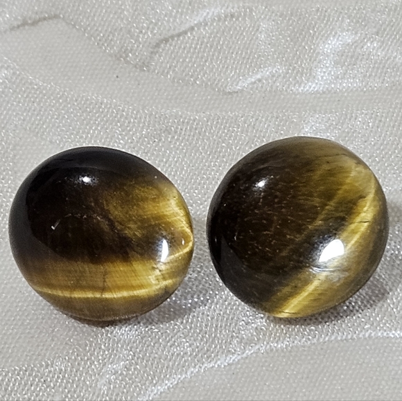 Vintage Tiger Eye Post Earrings - Picture 5 of 7
